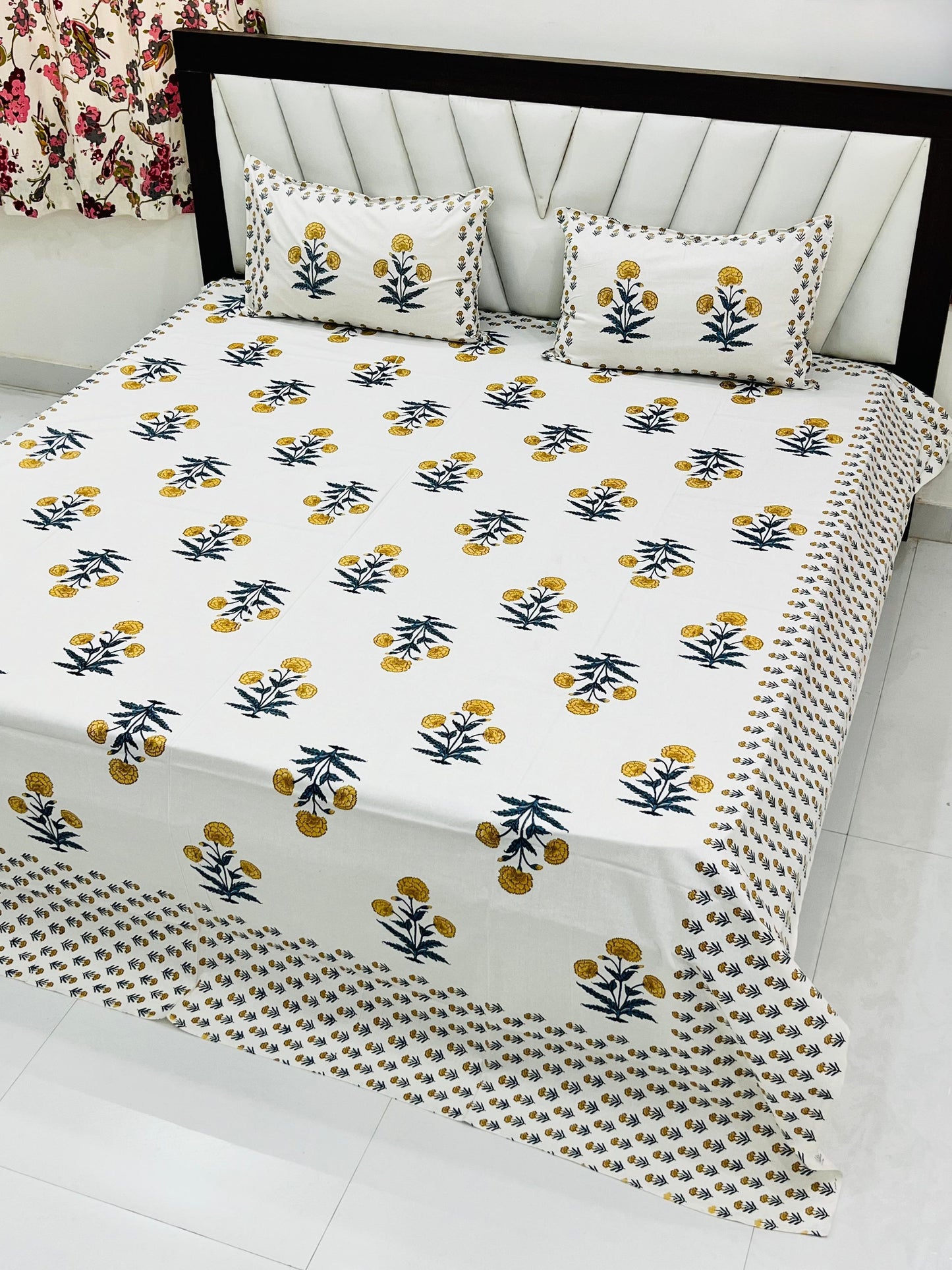 Premium Hand Look King Size Cotton Bedsheet with 2 Reversible Pillow Covers