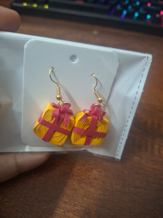 Sunshine Gift Box Quilling Earrings