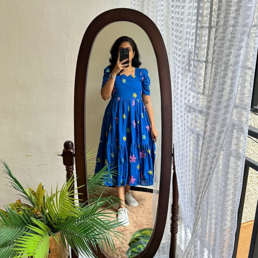 🌸💙 NEW LAUNCH – Royal Blue Floral Embroidered Midi 💙🌸