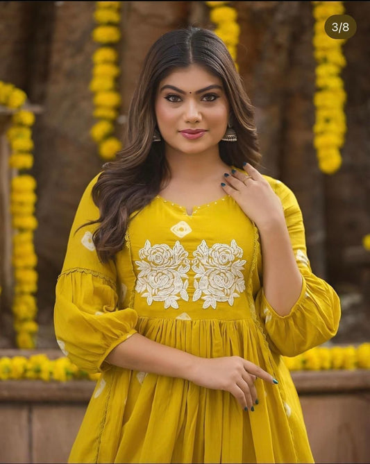 Bandhej Discharge Print Cotton Kurta Pant Set – Elegant & Comfortable