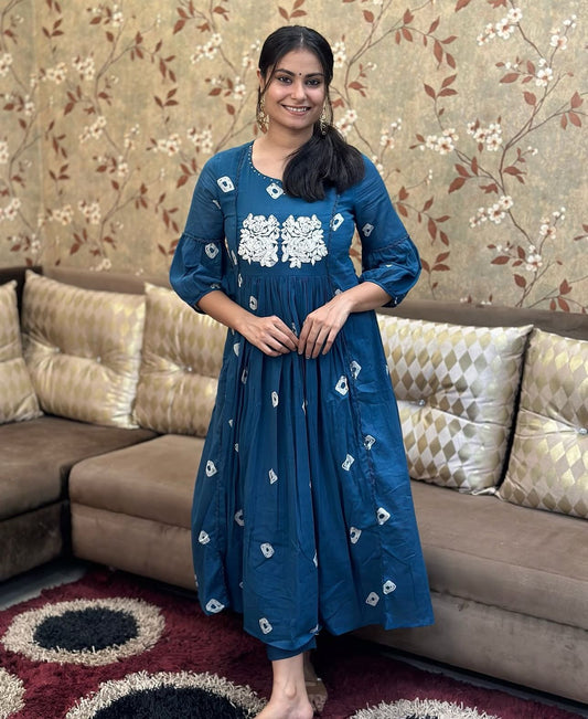 Bandhej Discharge Print Cotton Kurta Pant Set – Elegant & Comfortable