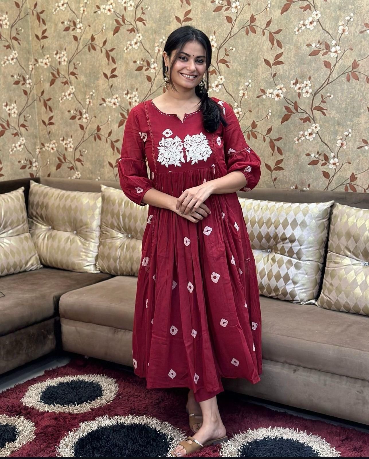 Bandhej Discharge Print Cotton Kurta Pant Set – Elegant & Comfortable