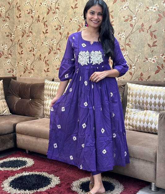 Bandhej Discharge Print Cotton Kurta Pant Set – Elegant & Comfortable