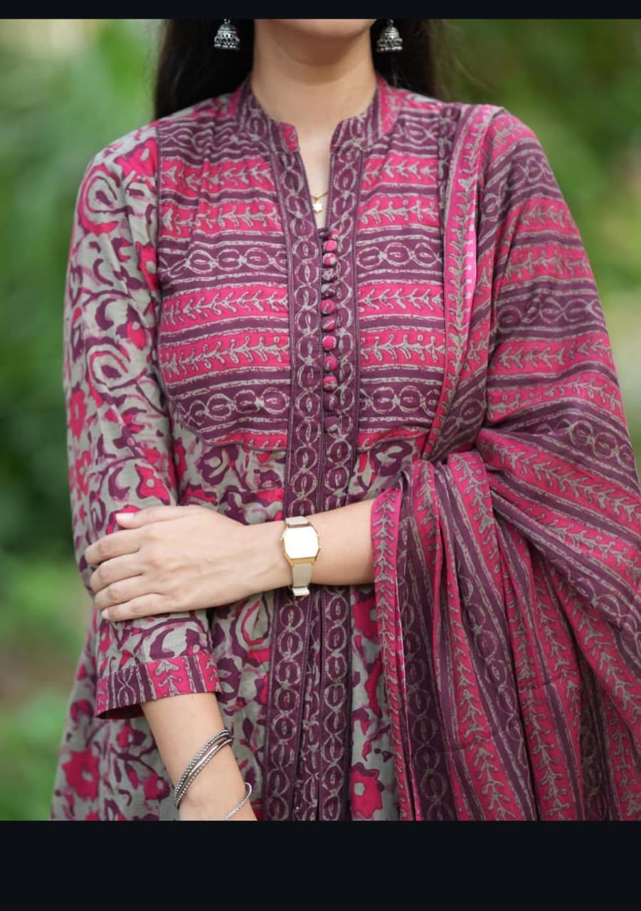 Winter Special Shurg Pattern 3-Piece Anarkali Kurta Set – Dreamy Elegance