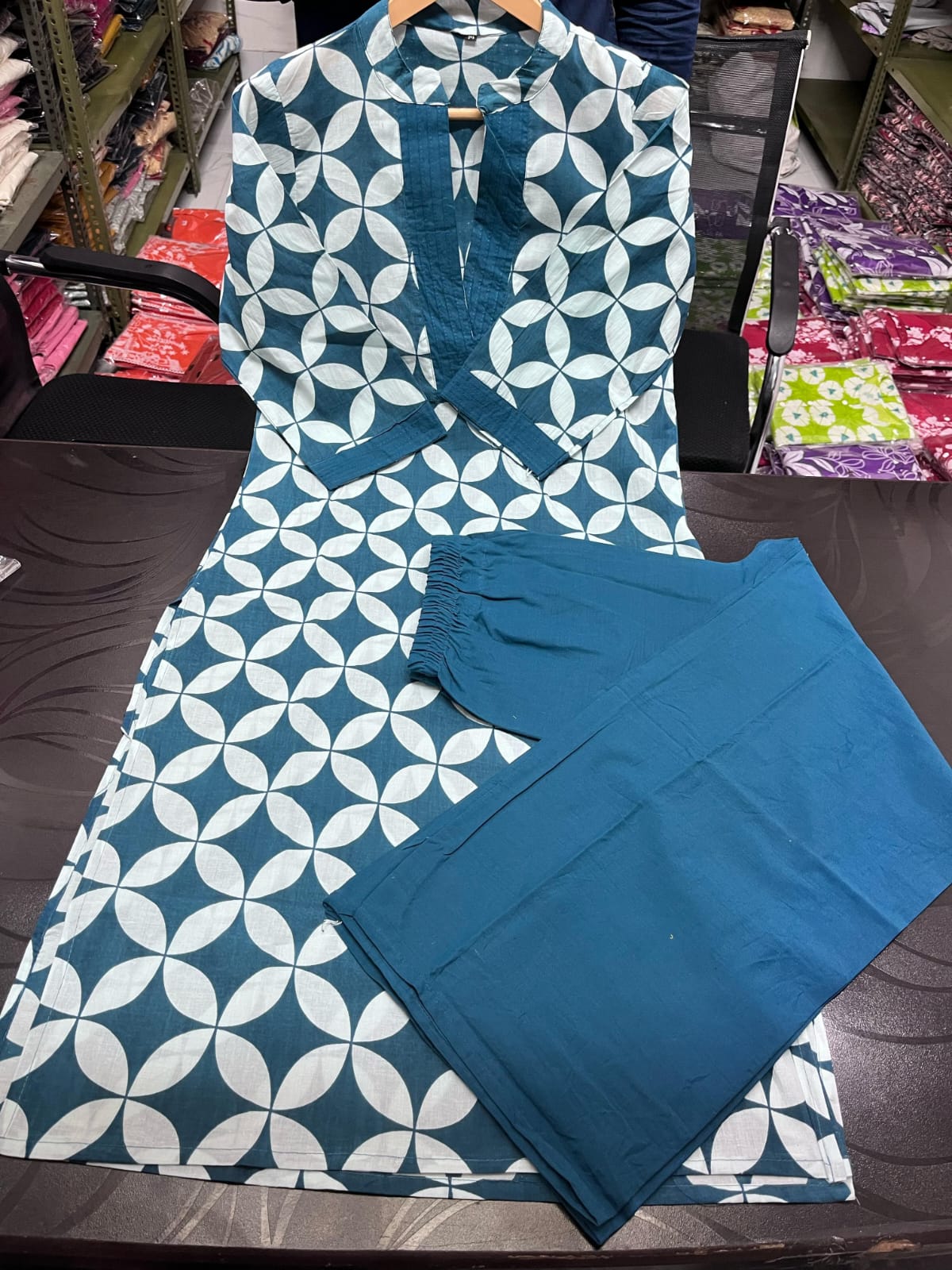 💜✨ NEW LAUNCH – Elegant Floral Cotton Kurta Pant Set ✨💜
