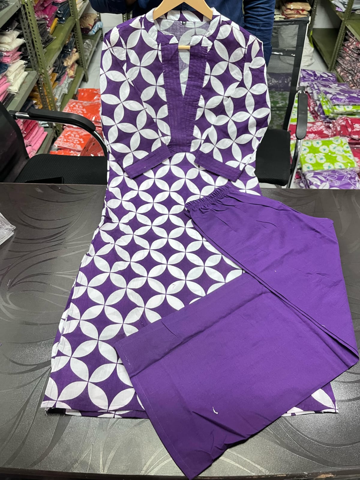 💜✨ NEW LAUNCH – Elegant Floral Cotton Kurta Pant Set ✨💜