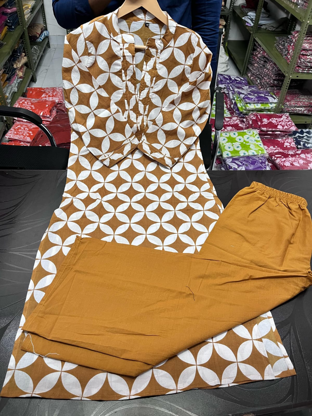 💜✨ NEW LAUNCH – Elegant Floral Cotton Kurta Pant Set ✨💜