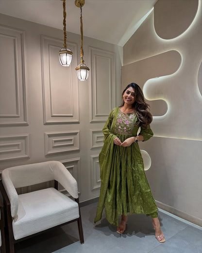✨ New Launch – Elegant Anarkali Kurta Set ✨