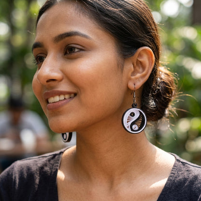 Handmade Paper Quilled Yin Yang Dangle Drop Earrings Black and White
