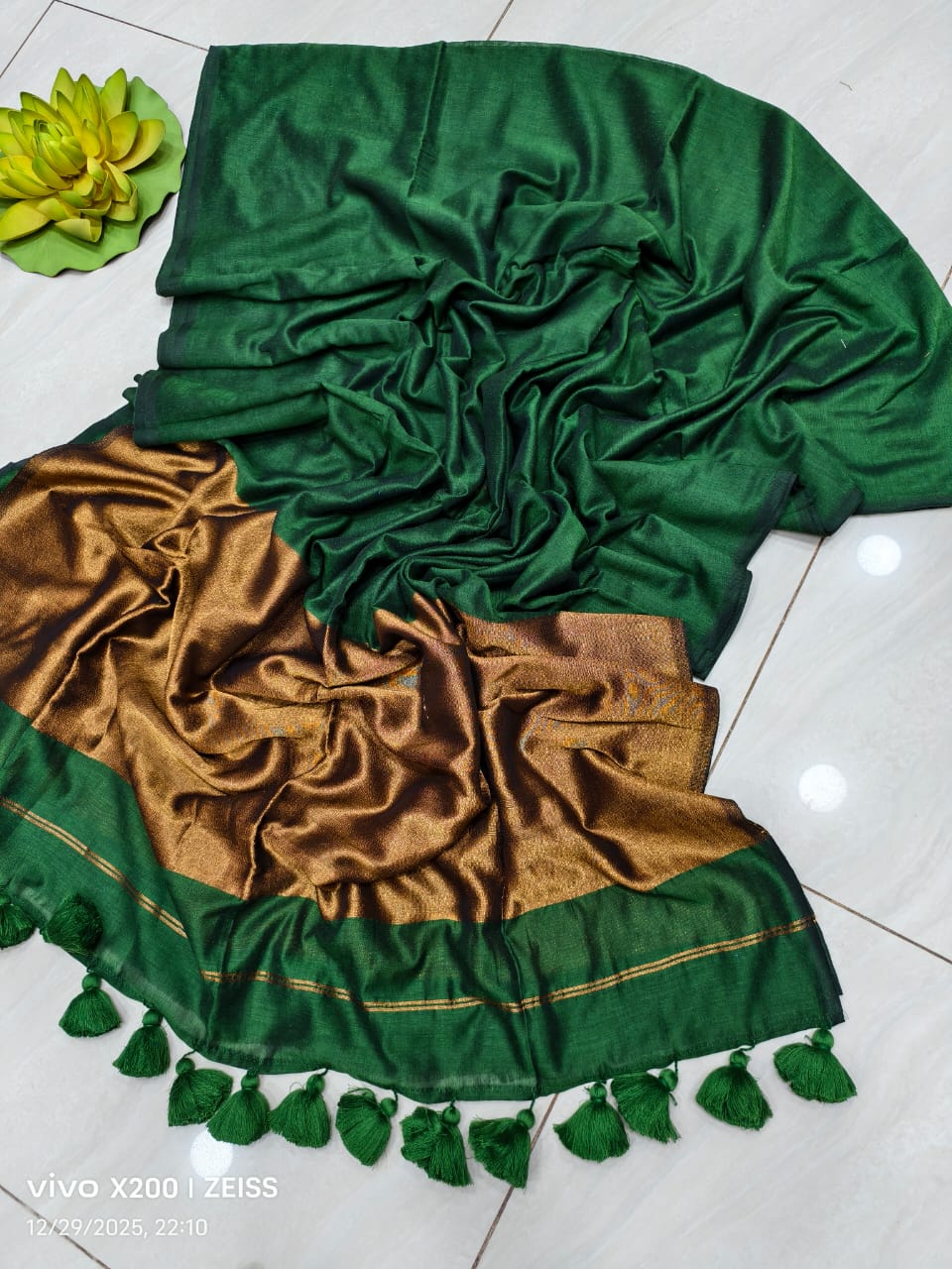 Bottle Green Pure Khadi Cotton Handloom Saree with Zari Pallu